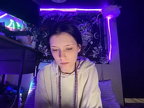 Thedeepwebcutie online show from July 5, 2026, 4:30 am