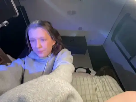 Thedeepwebcutie online show from February 11, 2026, 2:00 am