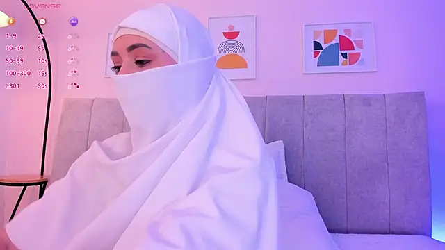 fatiima  online show from May 23, 2026, 7:24 pm