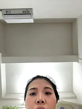 aaaaawhate online show from October 22, 2025, 1:54 pm