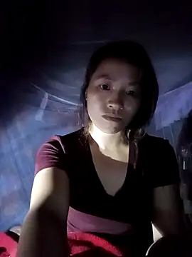 Snapshot of -Pearl- chatting on October 21, 2025, 1:21 pm -Pearl- online show from October 21, 2025, 1:21 pm