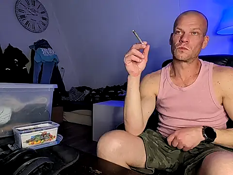 Kinky Play1 online show from March 26, 2026, 8:40 pm