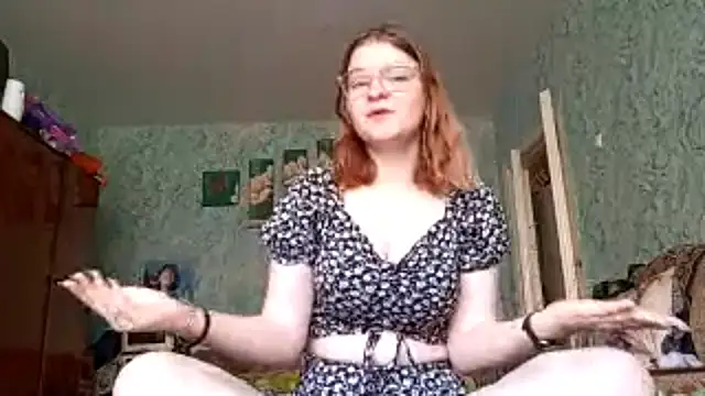 Nessa Vessa online show from October 19, 2025, 9:01 am