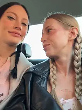 kira mia online show from March 20, 2026, 3:46 pm