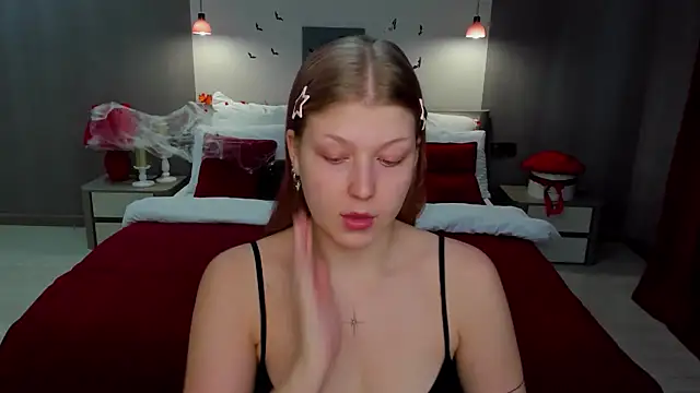 Stella Light online show from October 31, 2025, 4:20 am