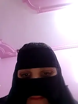 Snapshot of SandyAmr chatting on February 26, 2026, 7:52 am SandyAmr online show from February 26, 2026, 7:52 am