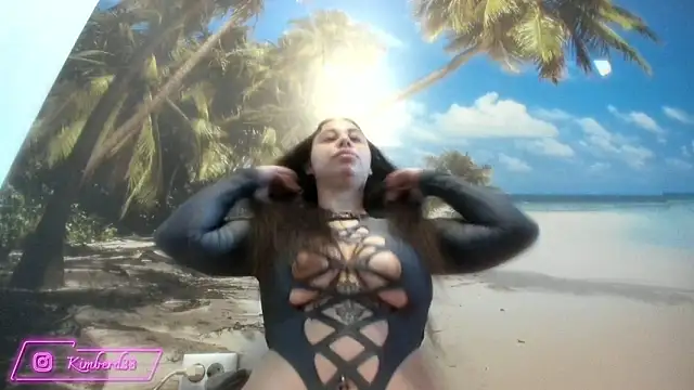 Snapshot of kimberd33 chatting on March 12, 2026, 3:05 pm kimberd33 online show from March 12, 2026, 3:05 pm