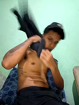 pretonovinho57 online show from November 11, 2025, 7:41 pm