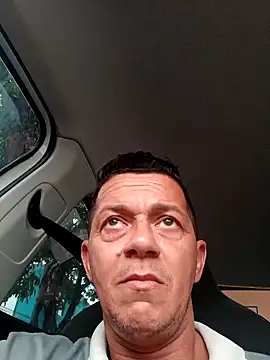 Snapshot of Cyborg45 chatting on January 6, 2026, 1:26 pm Cyborg45 online show from January 6, 2026, 1:26 pm
