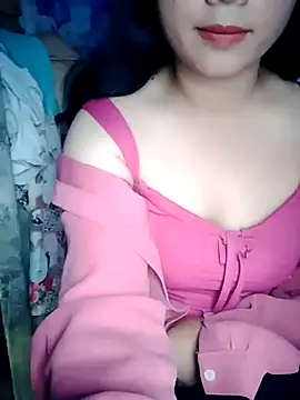 lisa-bae00 online show from November 1, 2025, 9:58 am