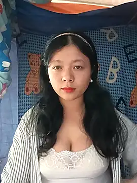 lisa-bae00 online show from December 21, 2025, 4:25 am