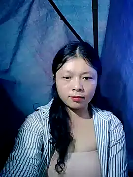 lisa-bae00 online show from November 9, 2025, 9:57 am