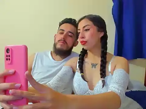 astredad2025 online show from November 11, 2025, 3:01 am