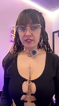 Snapshot of Pinkvixen69 chatting on July 24, 2026, 5:09 pm Pinkvixen69 online show from July 24, 2026, 5:09 pm