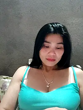 Snapshot of Bear_bear0 chatting on February 22, 2026, 12:57 am Bear bear0 online show from February 22, 2026, 12:57 am