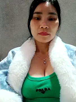 Snapshot of Bear_bear0 chatting on February 1, 2026, 9:40 am Bear bear0 online show from February 1, 2026, 9:40 am