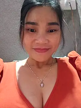 Bear bear0 online show from December 5, 2025, 1:16 am