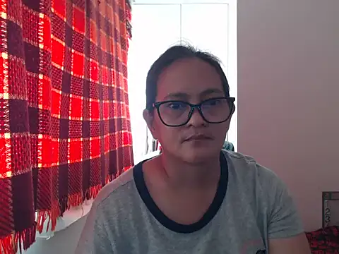 Kinkybela2025 online show from May 14, 2026, 11:24 pm