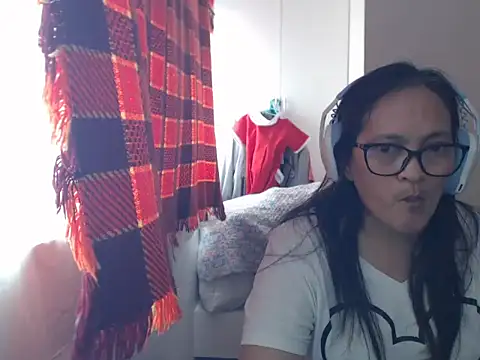 Kinkybela2025 online show from June 1, 2026, 1:50 am