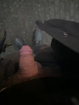 Snapshot of bart98geil chatting on February 21, 2026, 6:26 am bart98geil online show from February 21, 2026, 6:26 am