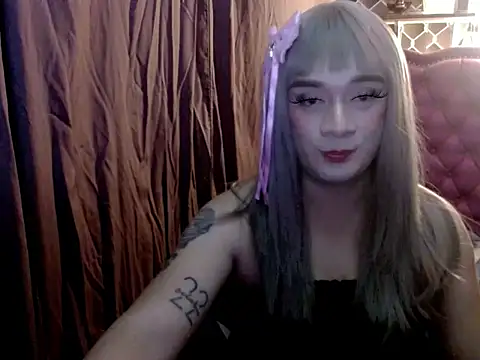 sexsayreal22 online show from November 7, 2025, 7:13 am