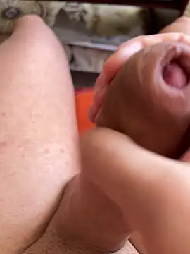 iCum uCum online show from April 5, 2026, 11:17 am