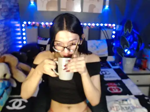 Snapshot of HotNathalie6900 chatting on March 28, 2026, 1:56 pm HotNathalie6900 online show from March 28, 2026, 1:56 pm