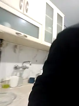 lazzzz09 online show from October 25, 2025, 3:23 pm