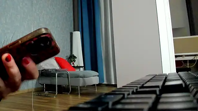 KarinaSparks online show from December 14, 2025, 6:02 pm