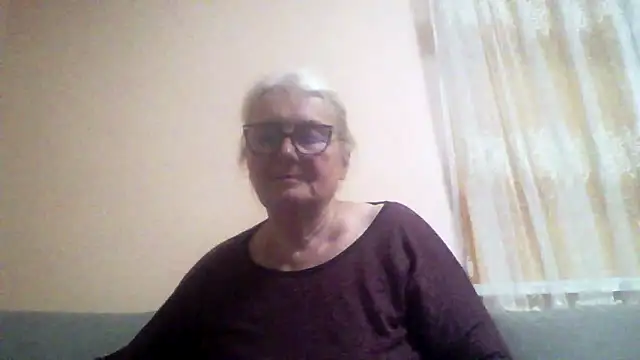AmyLove353 online show from June 14, 2026, 7:59 pm