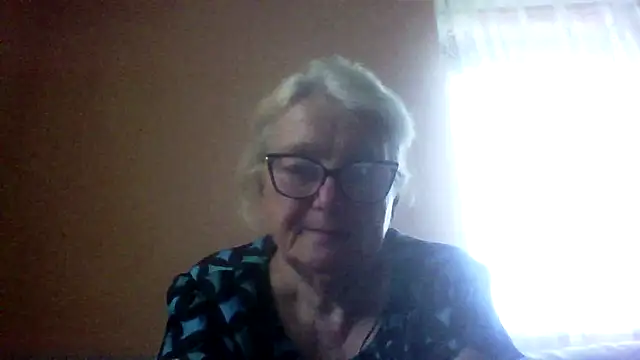 AmyLove353 online show from June 12, 2026, 4:54 am