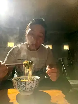 Snapshot of Top_x chatting on November 7, 2025, 12:37 am Top x online show from November 7, 2025, 12:37 am