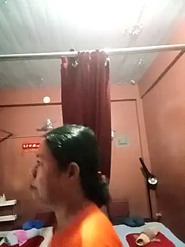 Yummymarie09 online show from November 6, 2025, 4:05 am