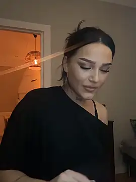 Snapshot of Gabbyys chatting on October 30, 2025, 8:28 pm Gabbyys online show from October 30, 2025, 8:28 pm