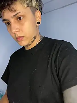 Abby Evanns1 online show from November 30, 2025, 2:34 am