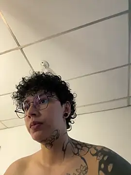 Abby Evanns1 online show from March 3, 2026, 2:24 pm