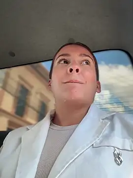 Talia Bonet online show from November 8, 2025, 3:59 pm