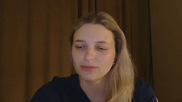 ElisSky301 online show from January 15, 2026, 9:18 pm