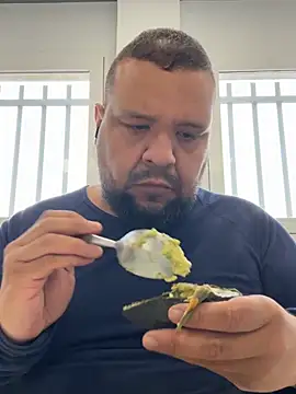 morfeoeros14 online show from March 3, 2026, 12:23 pm