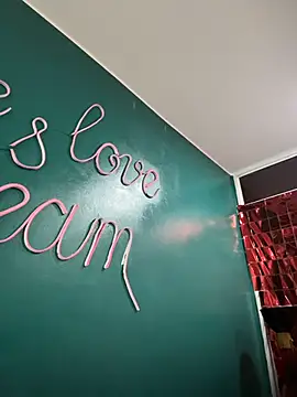 Beella1  online show from February 14, 2026, 12:05 pm