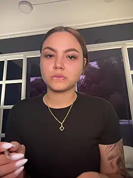 Beella1  online show from November 29, 2025, 11:54 am