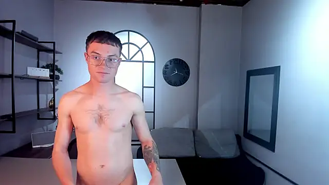 Lil James online show from January 13, 2026, 3:43 am