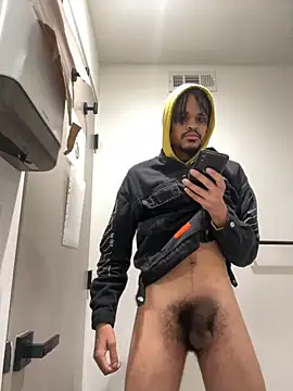 Snapshot of Mrmakeherwet_Tez chatting on January 6, 2026, 1:04 pm Mrmakeherwet Tez online show from January 6, 2026, 1:04 pm