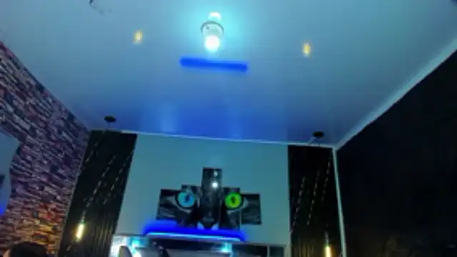 Jennfer Winson online show from November 22, 2025, 7:35 pm