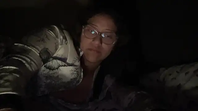 Kmiii21 online show from November 10, 2025, 5:12 am