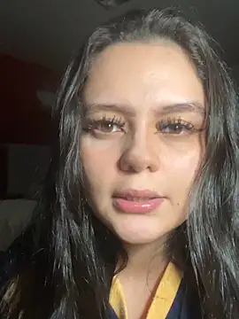 Snapshot of Selena_Roa chatting on June 9, 2026, 11:50 pm Selena Roa online show from June 9, 2026, 11:50 pm