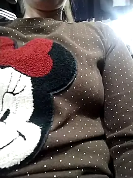 Emili68 online show from February 23, 2026, 8:37 am