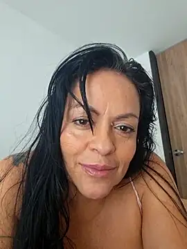 viviana-sexi online show from July 23, 2026, 2:03 pm