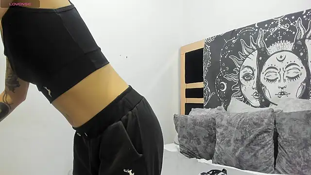 mirandaduboiss online show from March 18, 2026, 5:03 pm