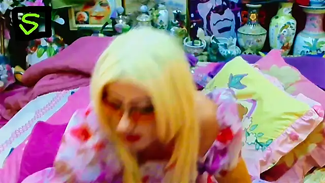 horni4luv online show from November 30, 2025, 11:38 pm